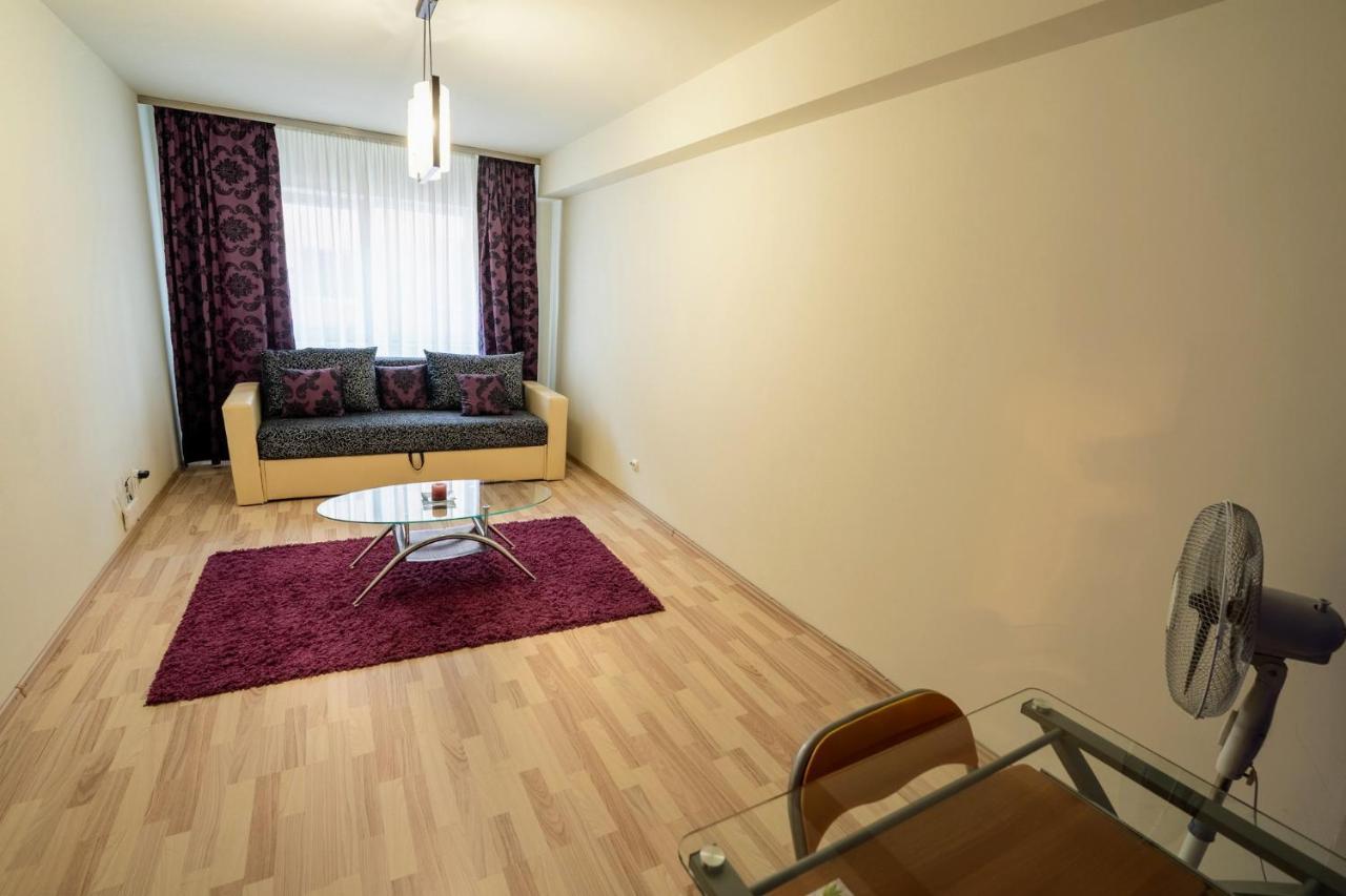 Quiet 3-Room Apt - 2 Parking Spaces - 5 Min Bus Floreşti Eksteriør billede